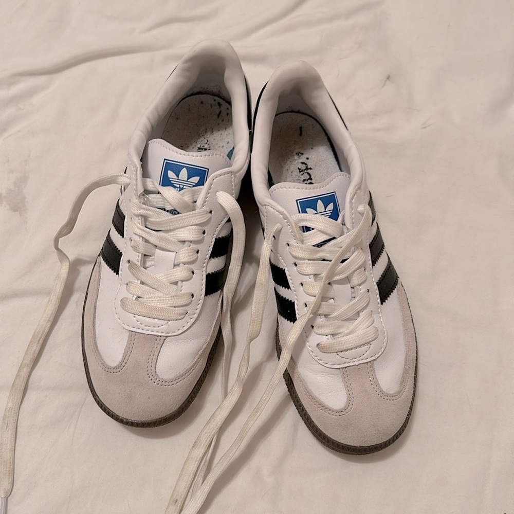 Adidas Samba fits size 6
